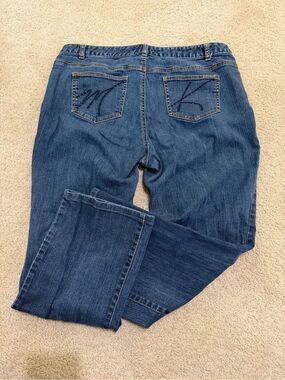 Michael Kors Women’s 16W Plus Size Straight Leg Stretch Jeans Medium Wash